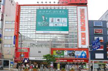 ビックカメラ　池袋西口店