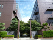 武庫川女子大学附属中学校