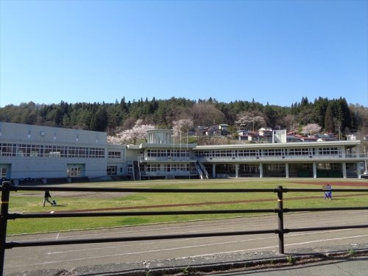 鹿角市立尾去沢中学校の画像2