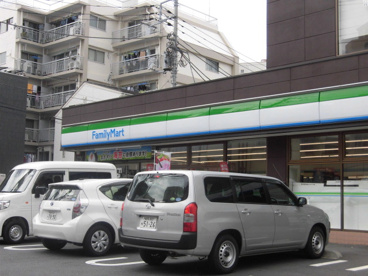 ファミリーマートの画像1