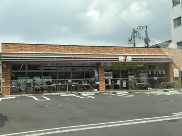 セブン-イレブン中野坂上駅西店の画像1
