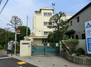 中野区立北原小学校の画像1