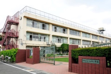 中野区立江原小学校の画像1