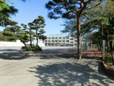 中野区立緑野小学校