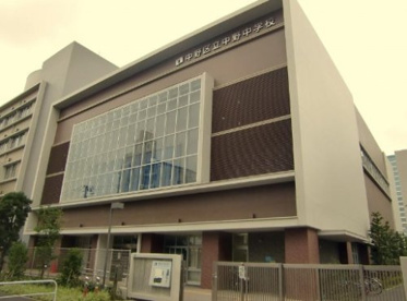 中野区立中野中学校の画像2