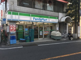 ファミリーマート新井薬師駅前店