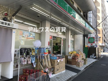 ローソンストア100 横浜宮元町店の画像1