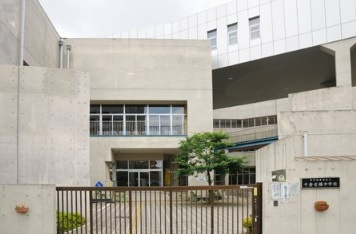豊島区立千登世橋中学校の画像1