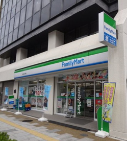 ファミリーマート　上野五丁目店の画像1