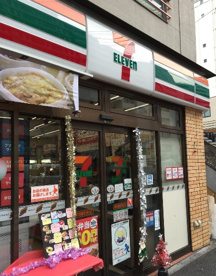 セブンイレブン 新宿職安通り店の画像1