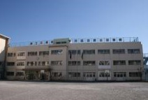 赤土小学校