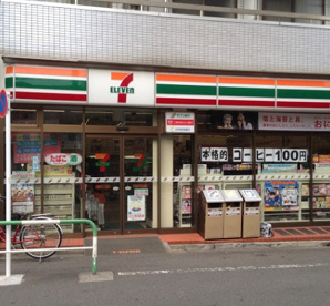 セブンーイレブン豊島千早１丁目店の画像1