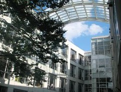 開成中学校の画像1