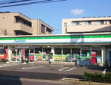 ファミリーマート桜川三丁目店