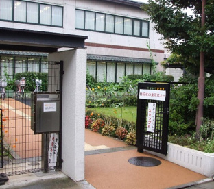 文京区立千石図書館の画像1