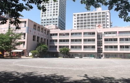 新宿区立花園小学校の画像1