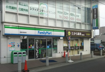 ファミリーマート西調布駅前店の画像1
