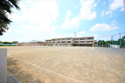日野市立平山小学校の画像1