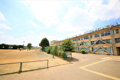 日野市立七生中学校の画像1