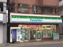ファミリーマート 久地店