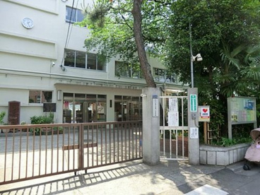 新宿区落合第一小学校の画像1