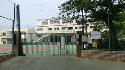 新宿区落合第四小学校の画像1