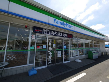 ファミリーマート西東京富士町店の画像1