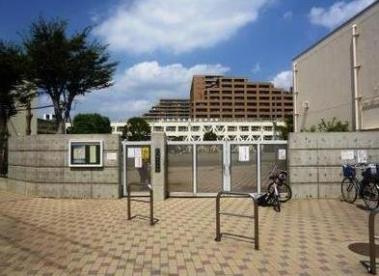 世田谷区立塚戸小学校の画像1