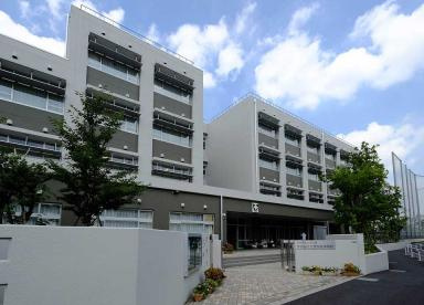 世田谷区立世田谷中学校の画像1