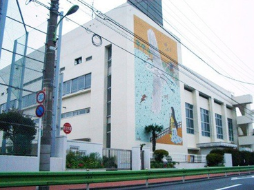 世田谷区立八幡中学校の画像1