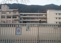 小学校 亀山小学校