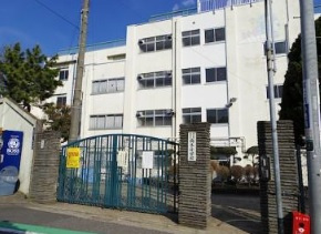 北区立梅木小学校の画像1