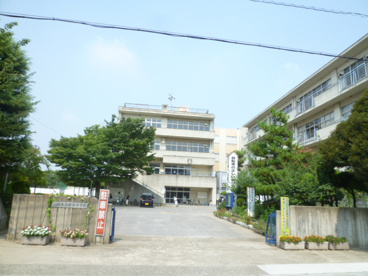 前谷小学校の画像1