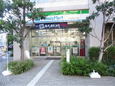 ファミリーマート 東池袋春日通り店の画像1