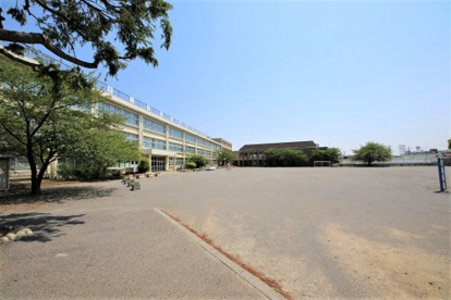 羽村市立富士見小学校の画像1