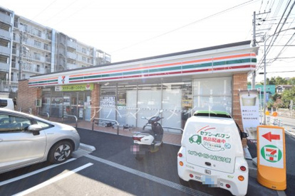 セブンイレブン横浜東芹が谷店の画像1