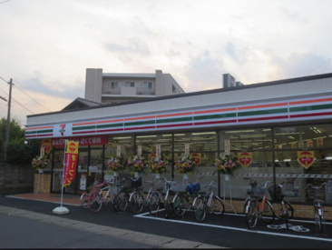 コンビニエンスストア セブンイレブン 柏吉野沢店
