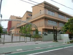 板橋区立大谷口小学校の画像1