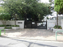 練馬区立春日小学校