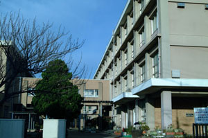 藤沢市立鵠沼中学校の画像1