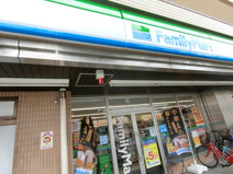 ファミリーマート 堀切店