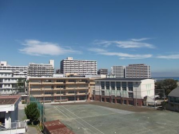 横須賀市立諏訪小学校の画像1