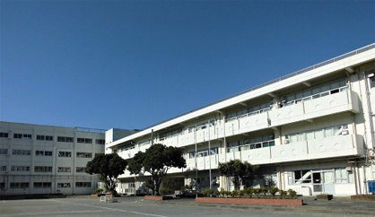 横浜市立瀬ケ崎小学校の画像1