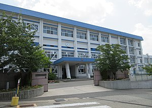 川西市立東谷中学校の画像1