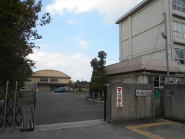 京田辺市立 田辺東小学校の画像1