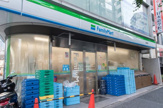 ファミリーマート 北新宿店