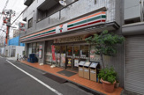 セブンイレブン 新宿築地町店 