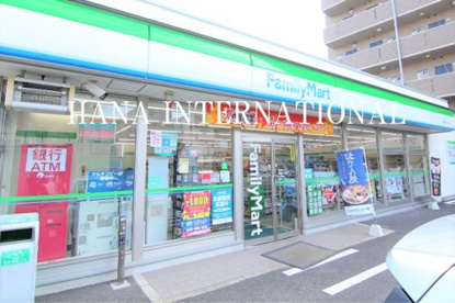 ファミリーマート 一之江六丁目店の画像1