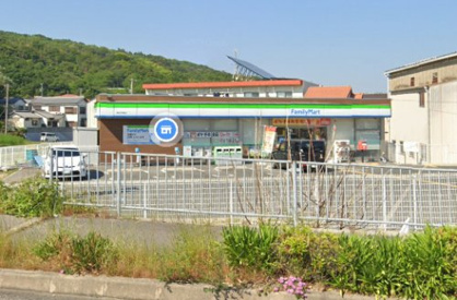 ファミリーマート　宇原店の画像1