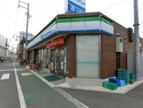 ファミリーマート　羽衣駅西店